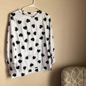 Long Sleeve B&W heart print shirt